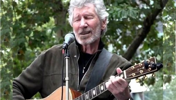 Roger Waters, a favor de Julian Assange