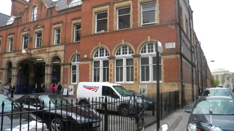 LOS TOURS DEL LONDRES BEATLE