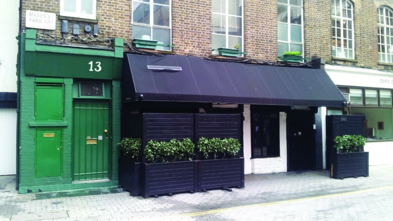 UN ESCONDITE PARA LA REALEZA DEL ROCK EN LOS ’60s